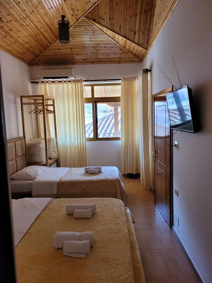 Nako Guest House Bar&Restaurants Përmet