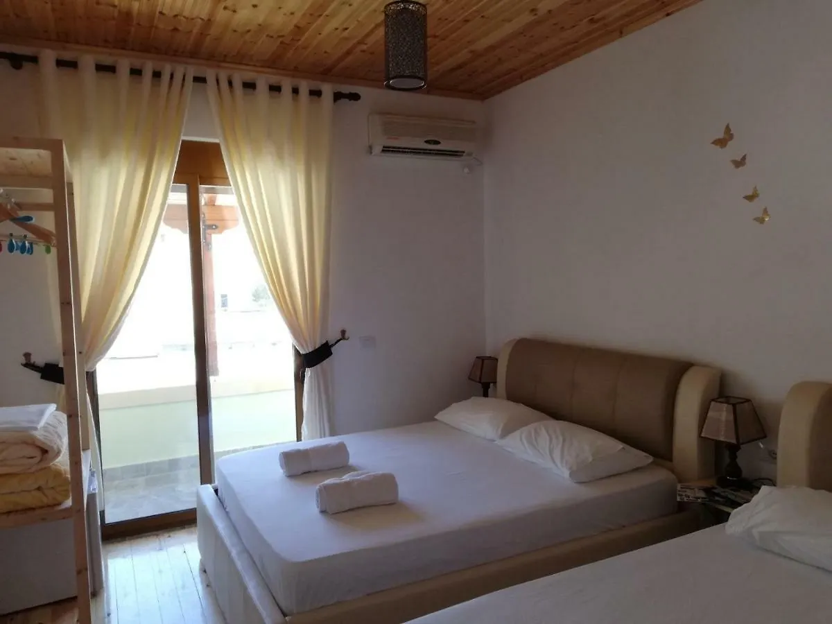 Nako Guest House Bar&Restaurants Përmet ألبانيا